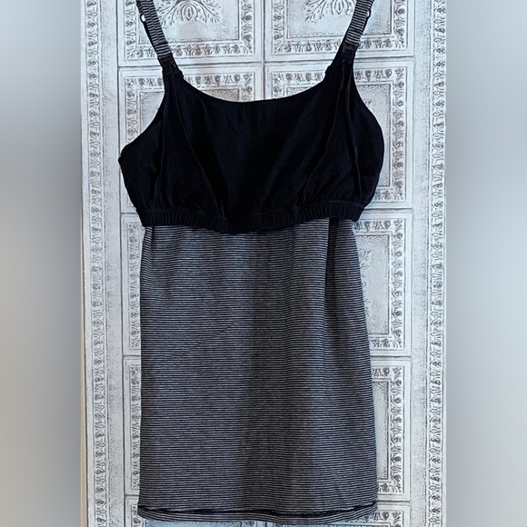 GILLIAN&O’MALLEY Sz-M, Nursing TankTop w/Bra For Feedings-Also Adjustable Straps - Picture 10 of 16